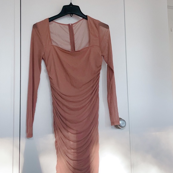 Body dress Dust Pink in Large - Picture 3 of 5